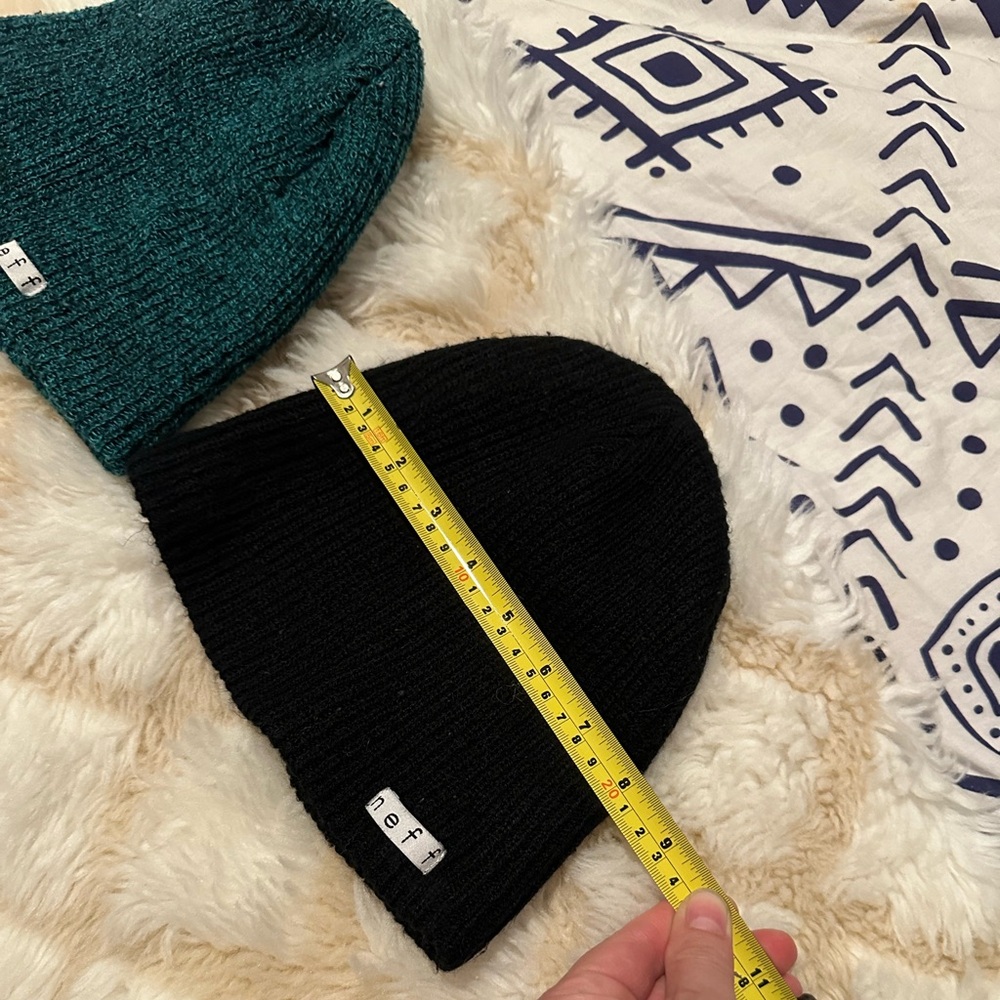 NEFF Classic Black Knit Beanie, EUC - Picture 5 of 8